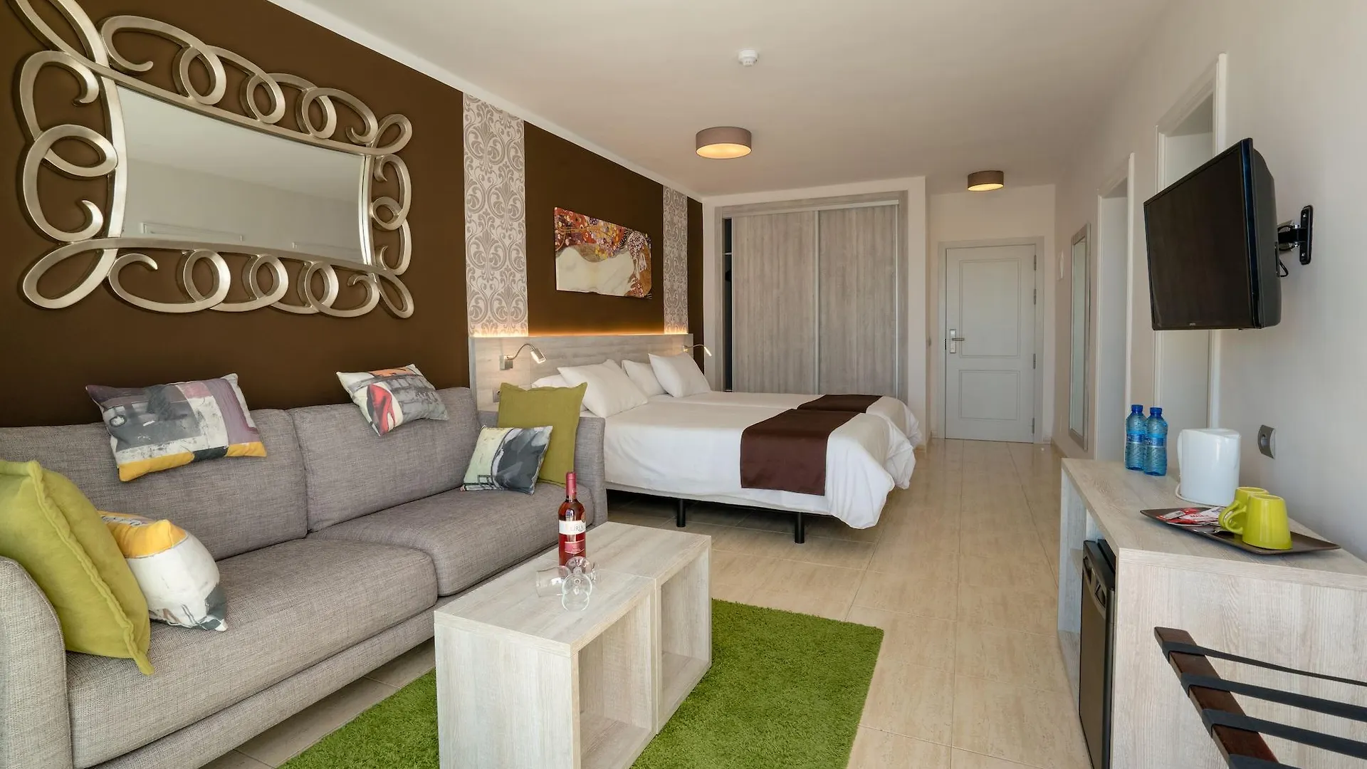 Apartamentos Galeon Playa Costa Teguise Spain