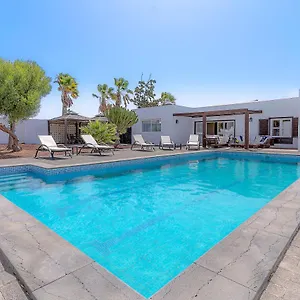 Bella Lanzarote Villa