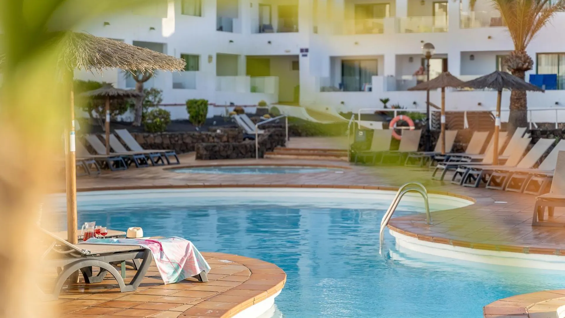 Apartamentos Galeon Playa Costa Teguise 3*,  Spain