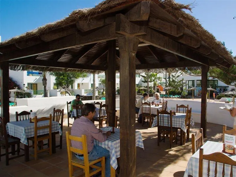 Apartamentos Galeon Playa Costa Teguise Aparthotel
