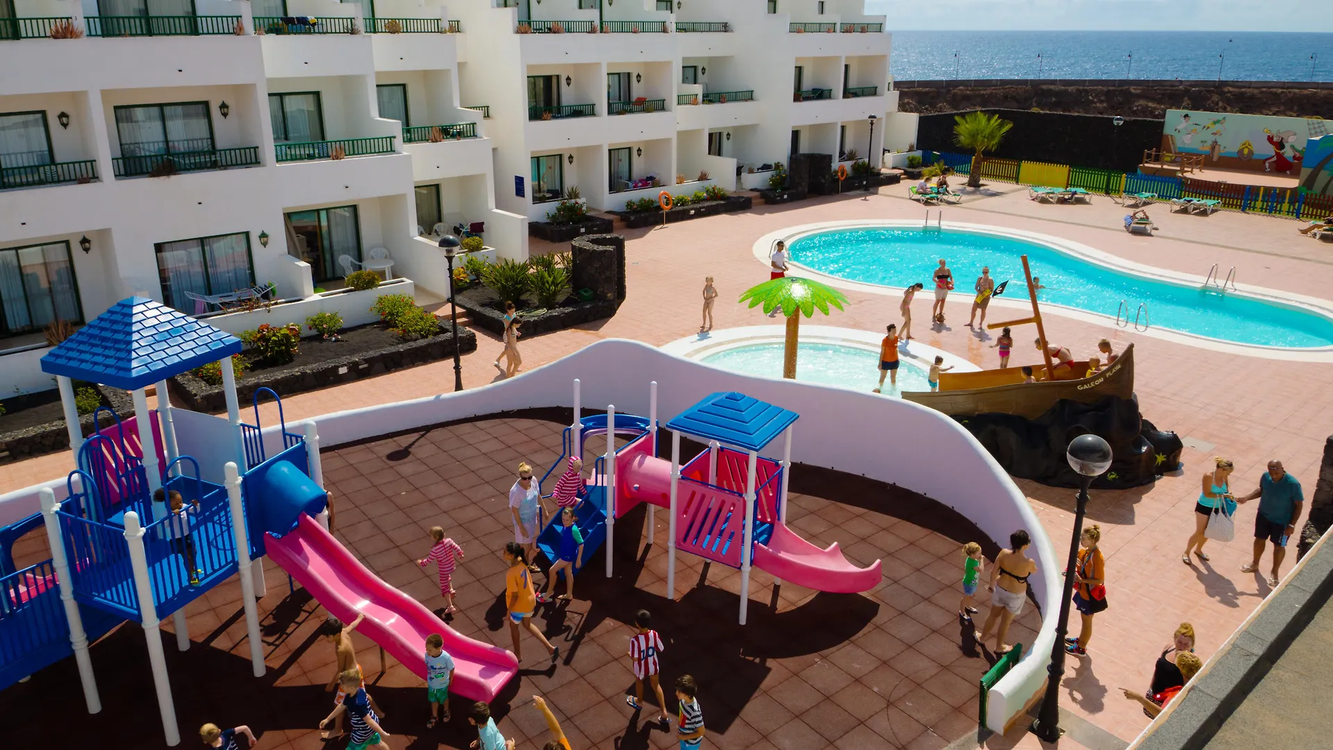 Aparthotel Apartamentos Galeon Playa Costa Teguise